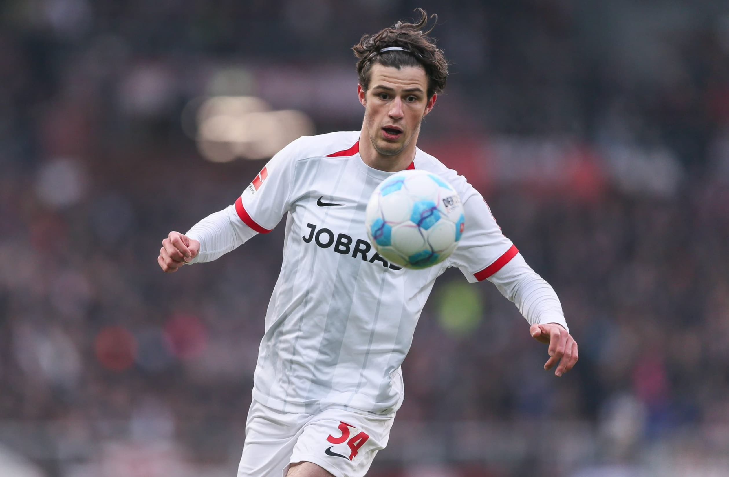 Everton Transfer News: Approach made for Merlin Rohl