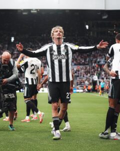 Nick Woltemade of Newcastle