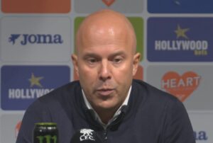 Arne Slot in a press conference