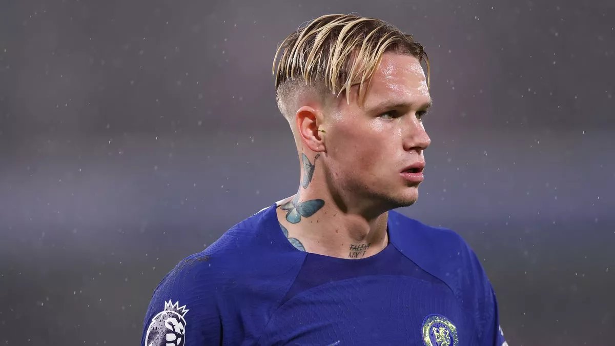 Mykhailo Mudryk, Pictured Here, Is Linked With Sevilla